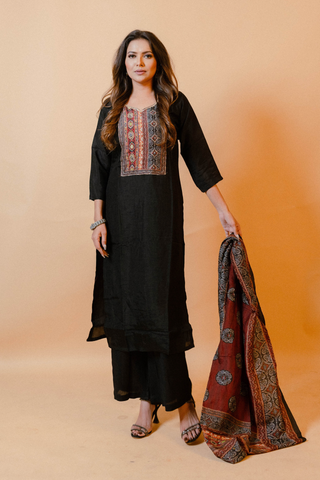 Straight Kurta Set With Dupatta