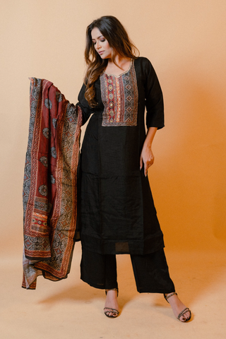 Straight Kurta Set With Dupatta