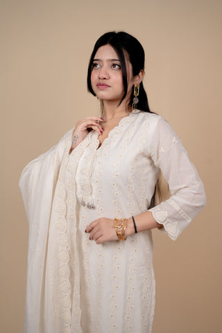 Off-White Embroidered Kurta Set