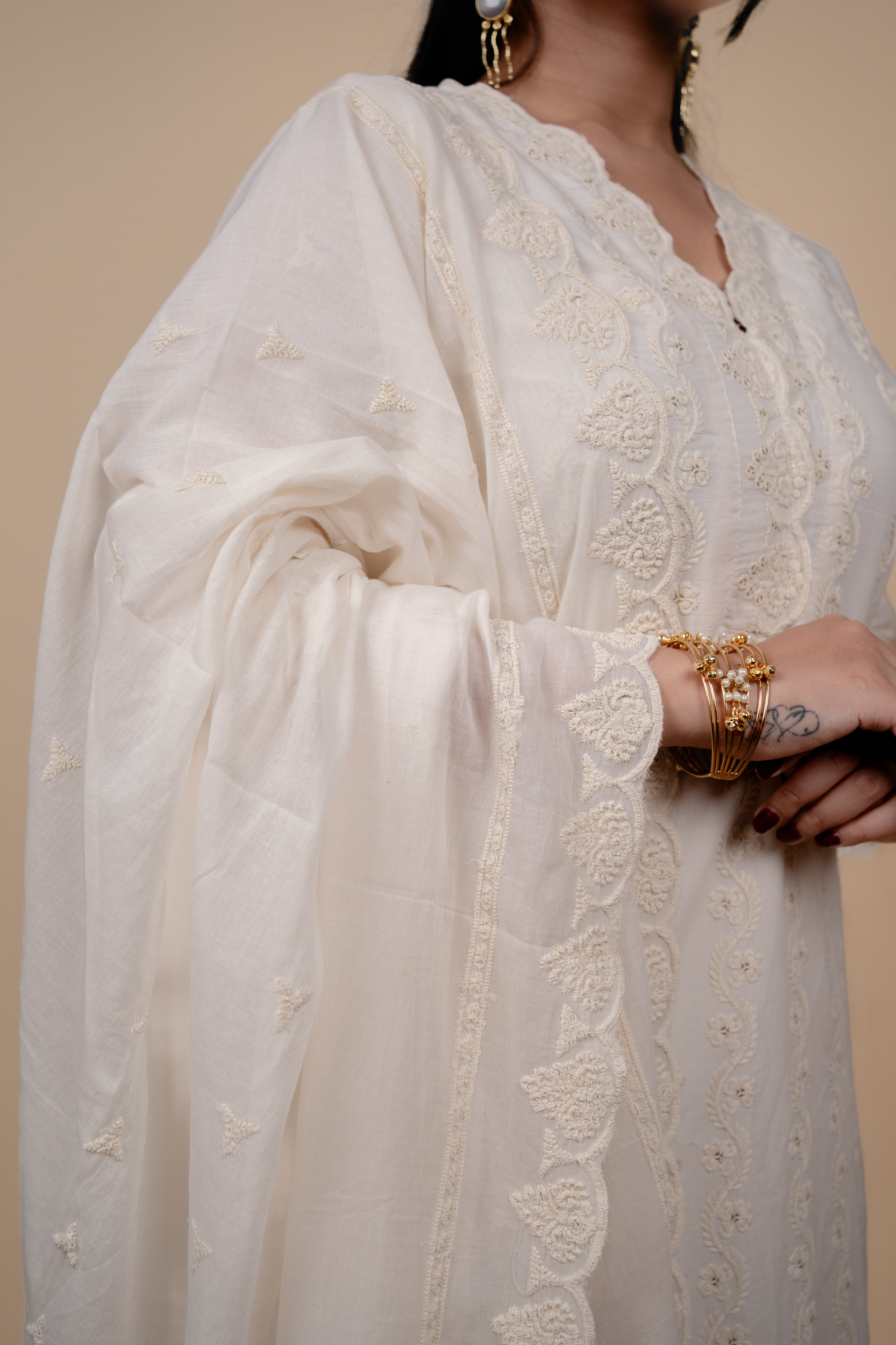 Off-White Embroidered Kurta Set
