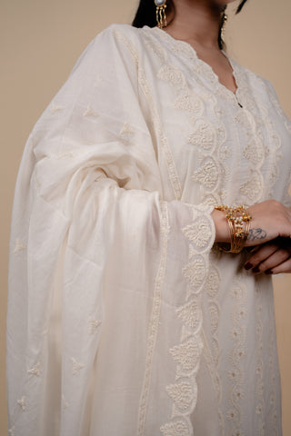 Off-White Embroidered Kurta Set