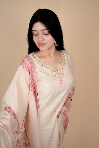 Cream and Pink Traditional Straight Suit Set with Embroidered Neckline